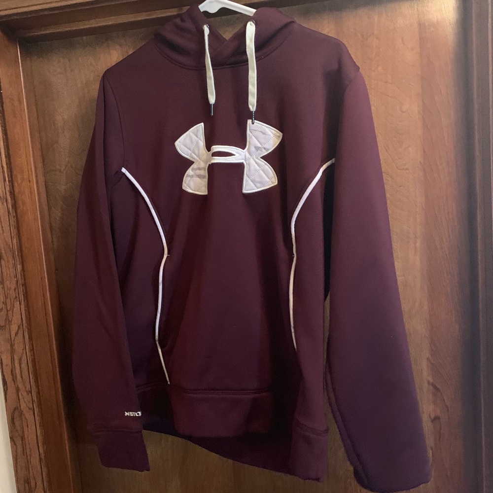Never worn under armour jacket